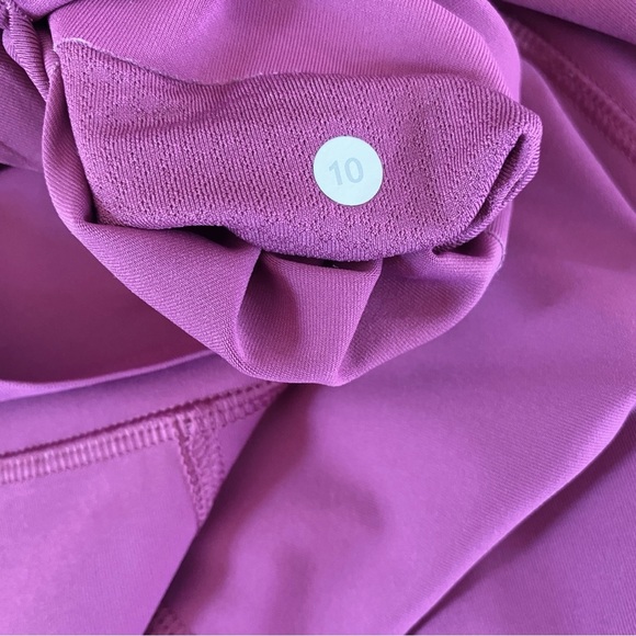 Lululemon Hot To Street Regal Plum Mesh Skinny 10 Crop Legging - Rare - Picture 4 of 8